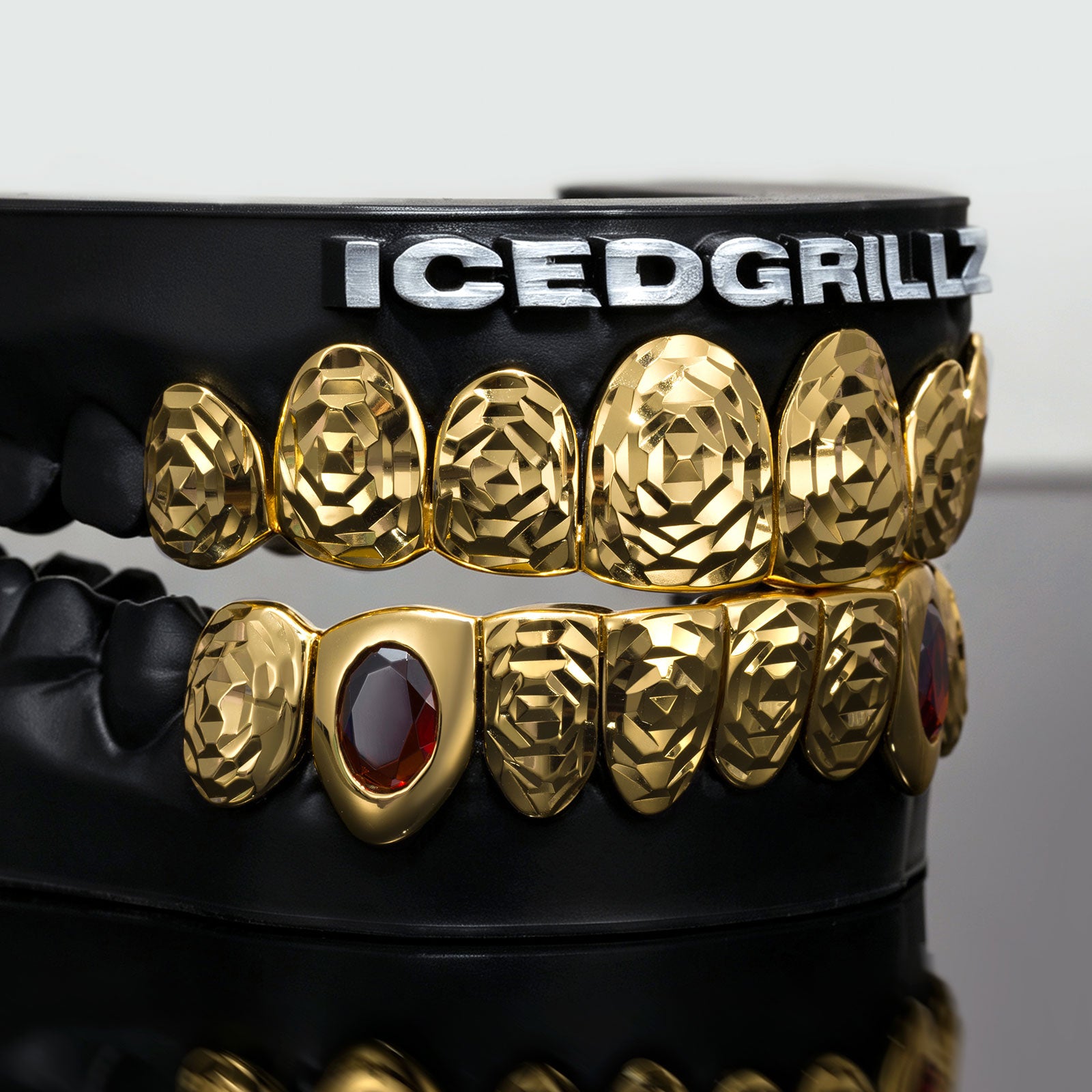 Bezel Oval Red Ruby & Rose-Cut Grillz
