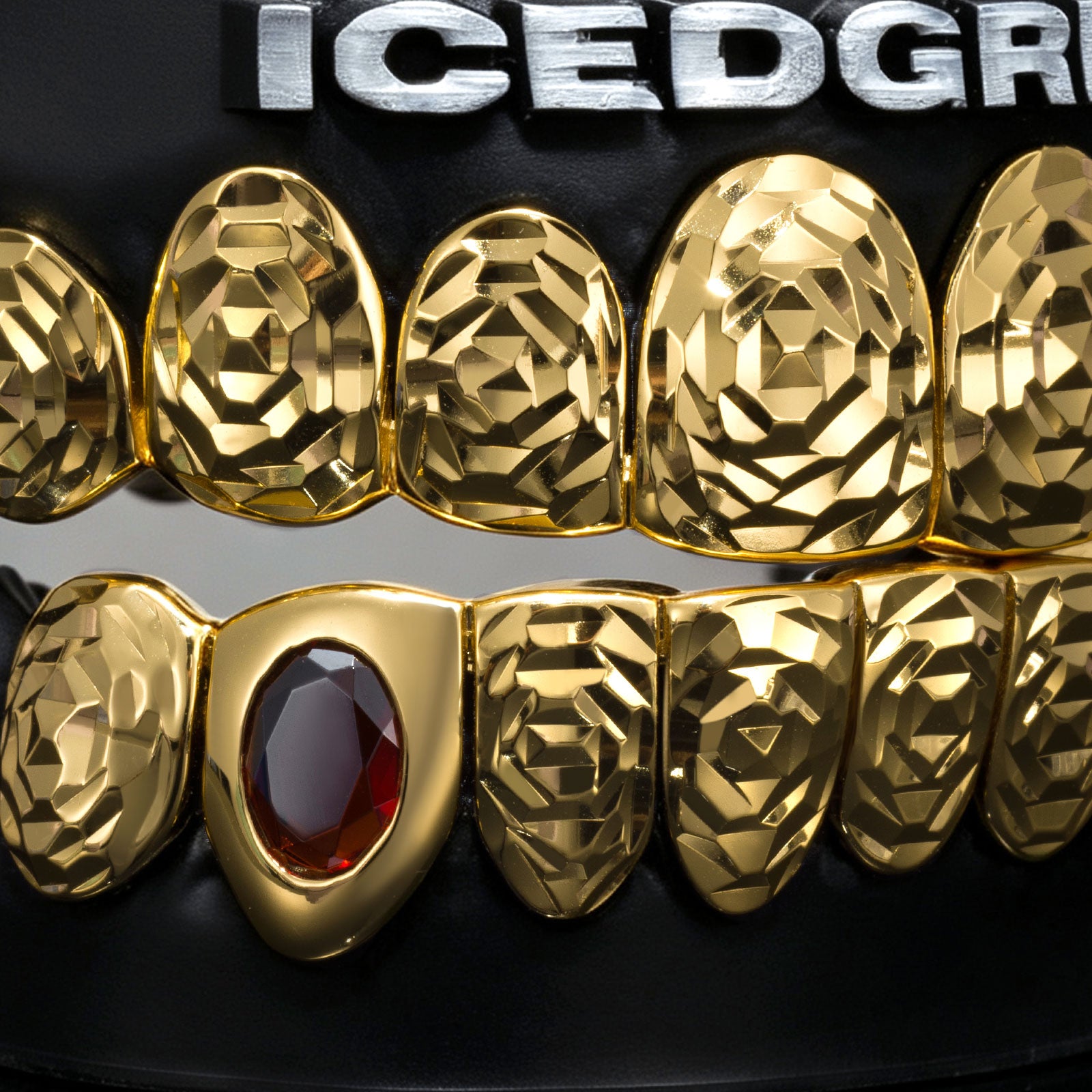 Bezel Oval Red Ruby & Rose-Cut Grillz