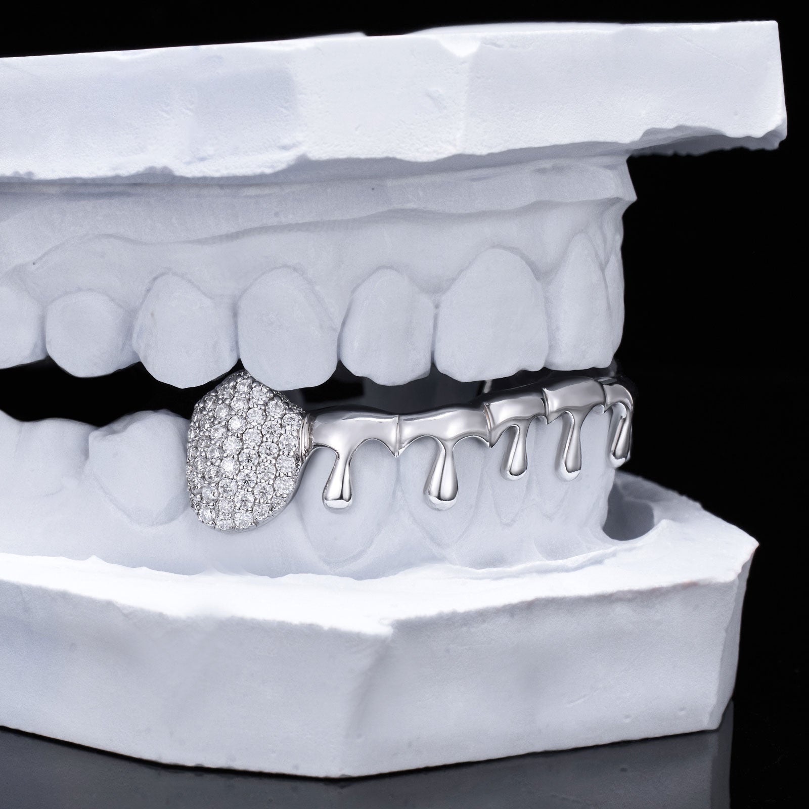 Diamond Fang Drip Grillz