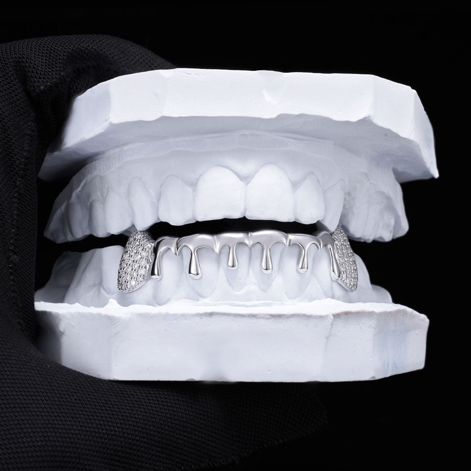 Diamond Fang Drip Grillz