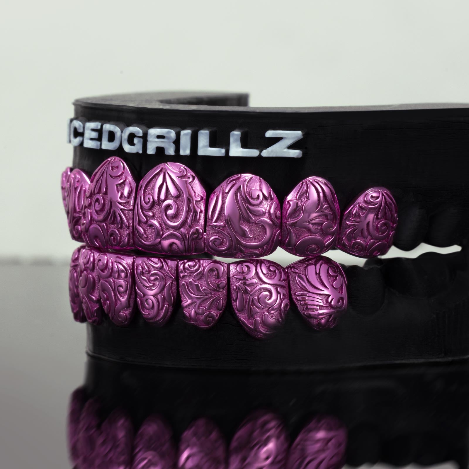 Embossed Paisley Swirls Solid Grillz