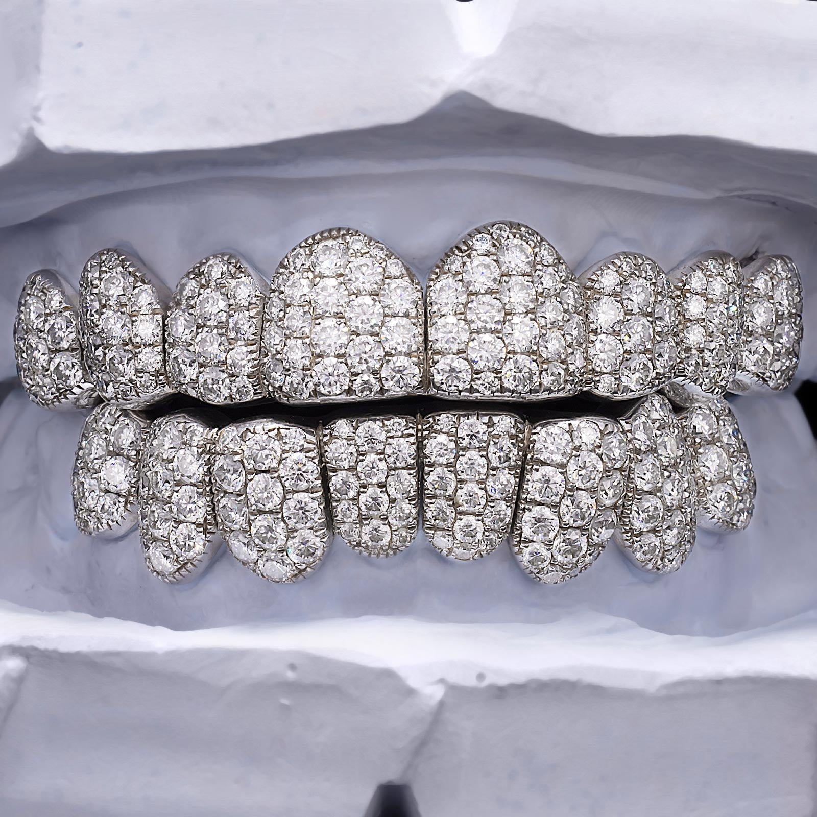 Heavy Hitter 6pt Jumbo Moissanite Grillz