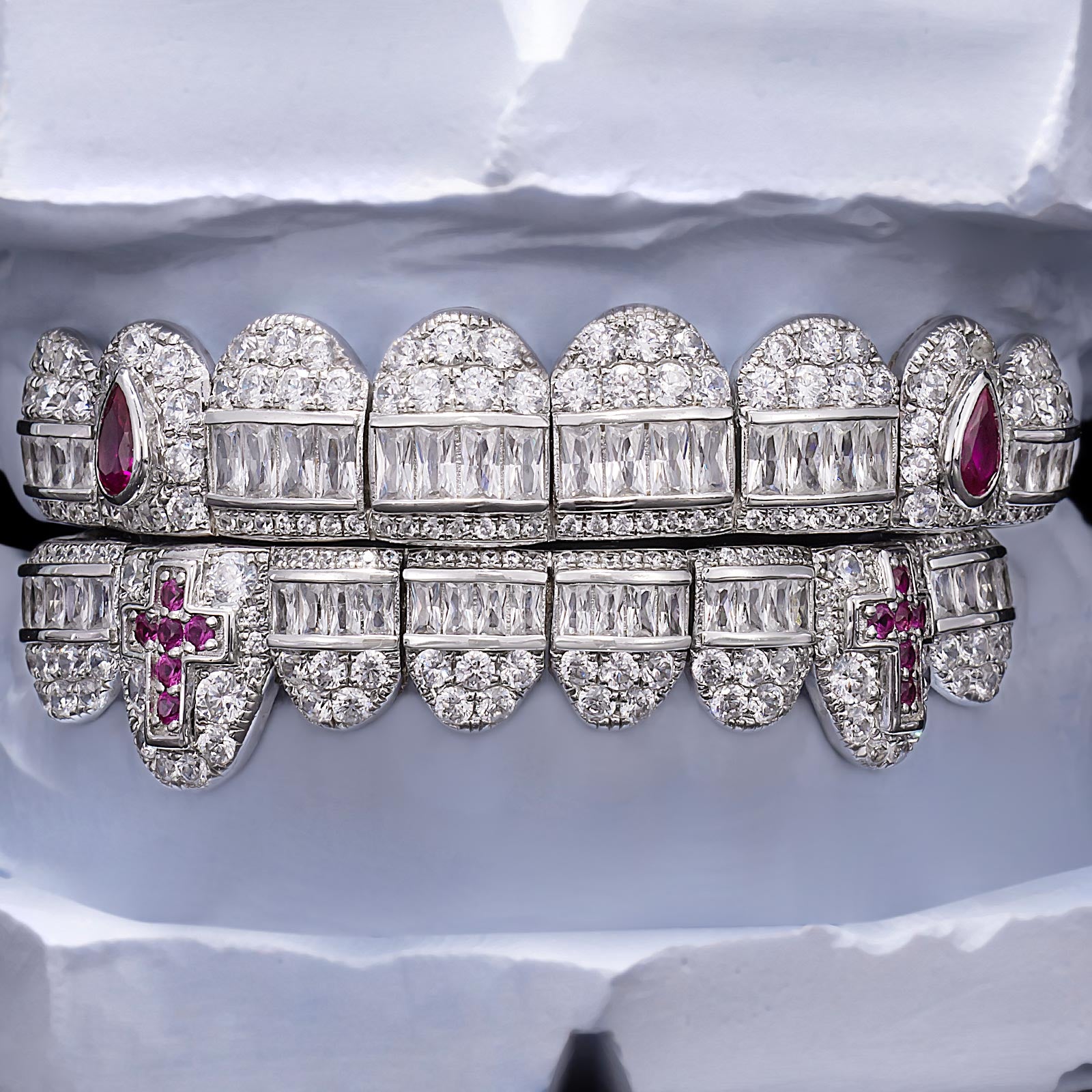 Pear Cut Fangs & Cross Detail Hybrid Grillz